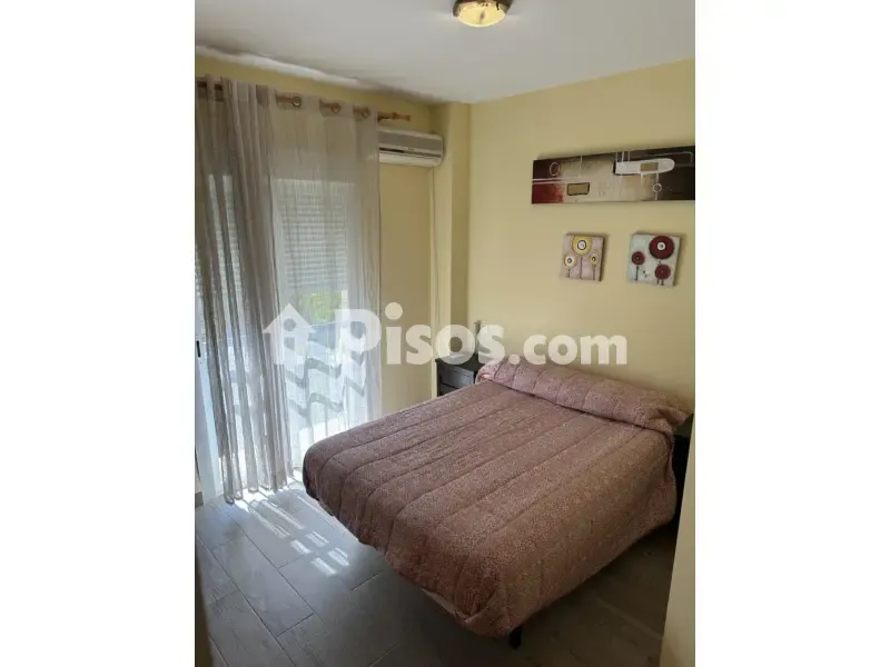 Chambres - Sunny Apartment with Balcony in Dos Hermanas