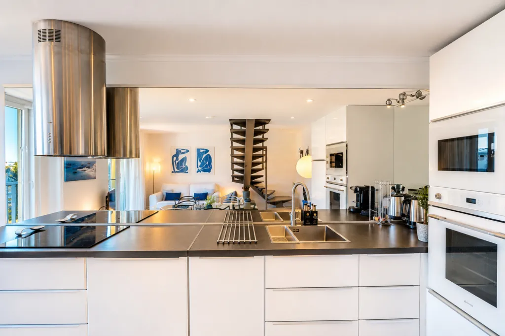 Köök - Duplex with Balcony and View in Nice Carré d'Or