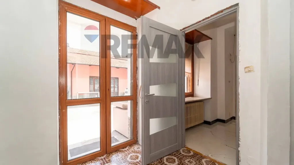 Hallway - Semi-detached House with Terrace in Mazzè