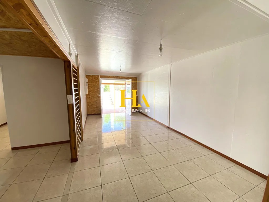 hallway_entrance