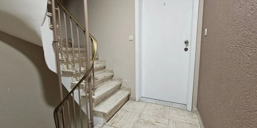 Pièces - Appartement avec Balcon près de la Mer à De Panne