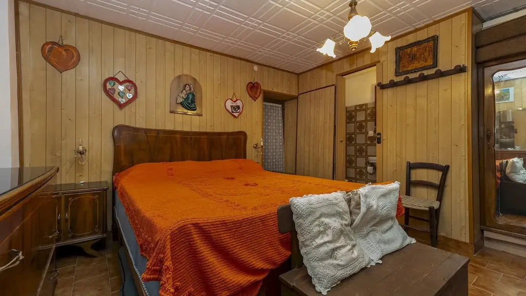 Chambres - Rustic Cottage with Woodland View in Roccabruna