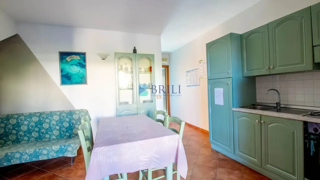Köök - Apartment with Private Garden in San Teodoro