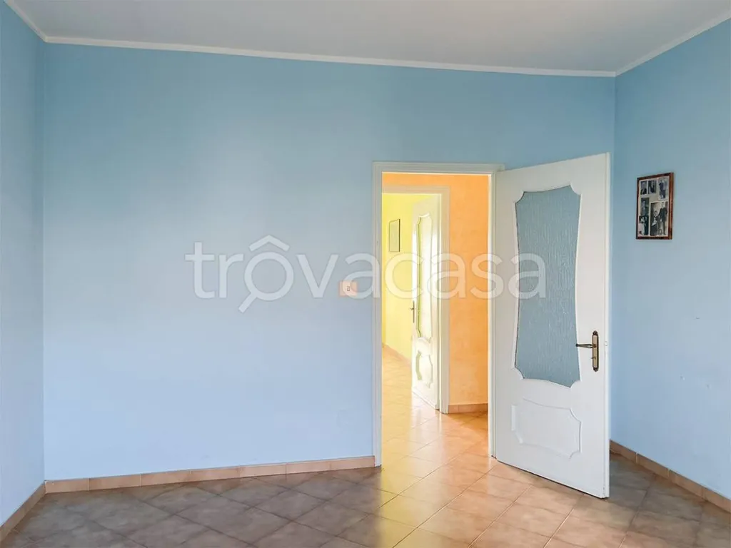 Ingresso - Spacious 4-Bedroom Apartment with Balconies in Piossasco