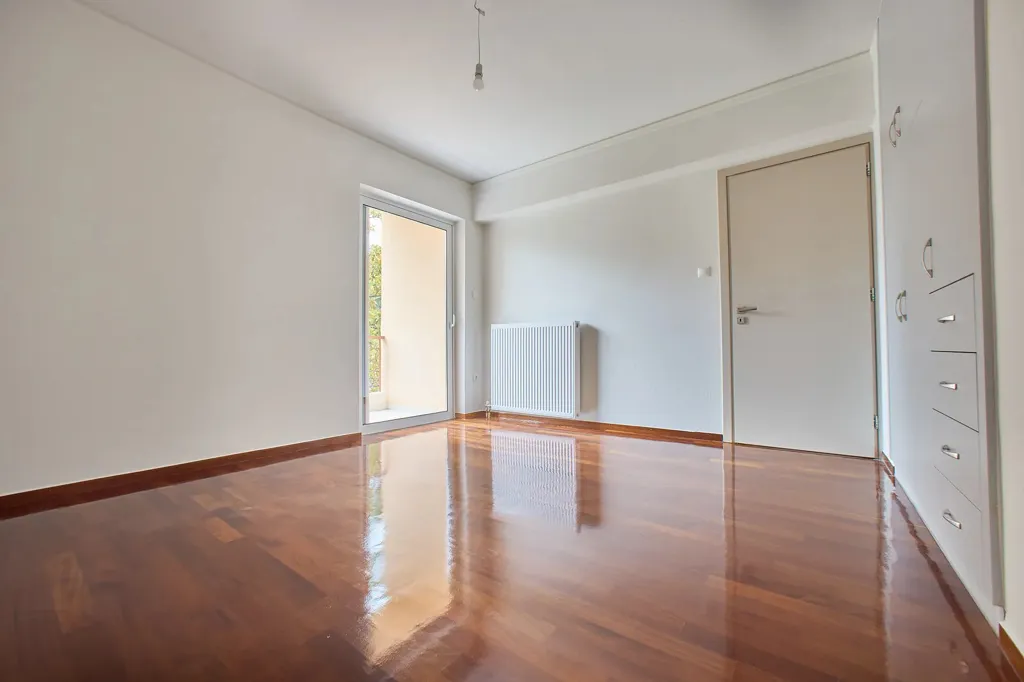 Pièces - Renovated Apartment with Panoramic View in Marousi