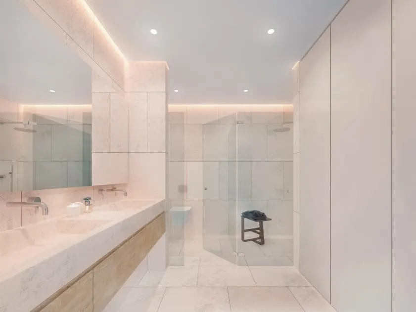 Bagni - Duplex with Pool in Junqueiro, Cascais
