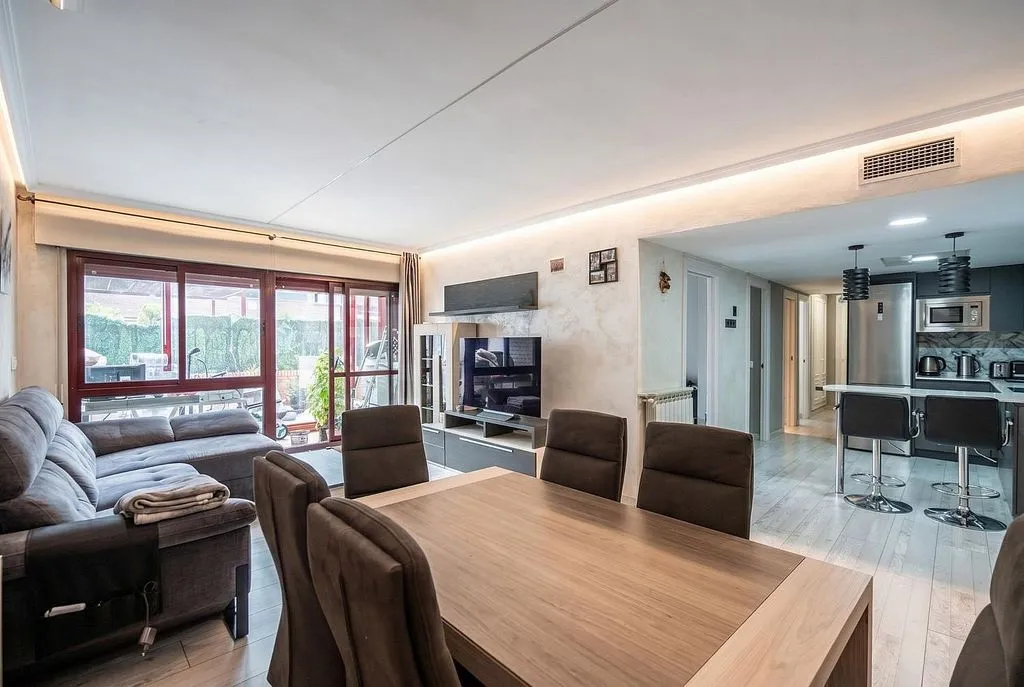 Söögituba - Apartment with Pool and Terrace in Las Rozas