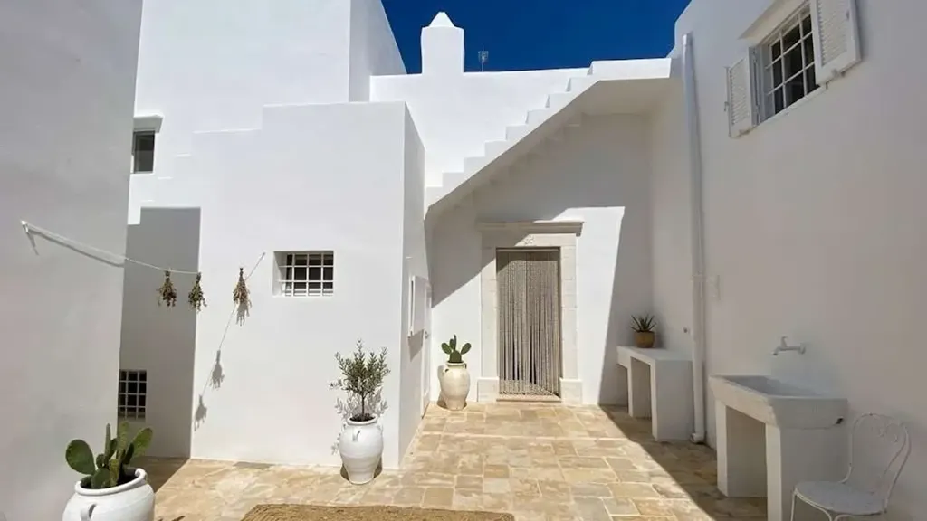 Aed - Historic House with Double Access in Casarano