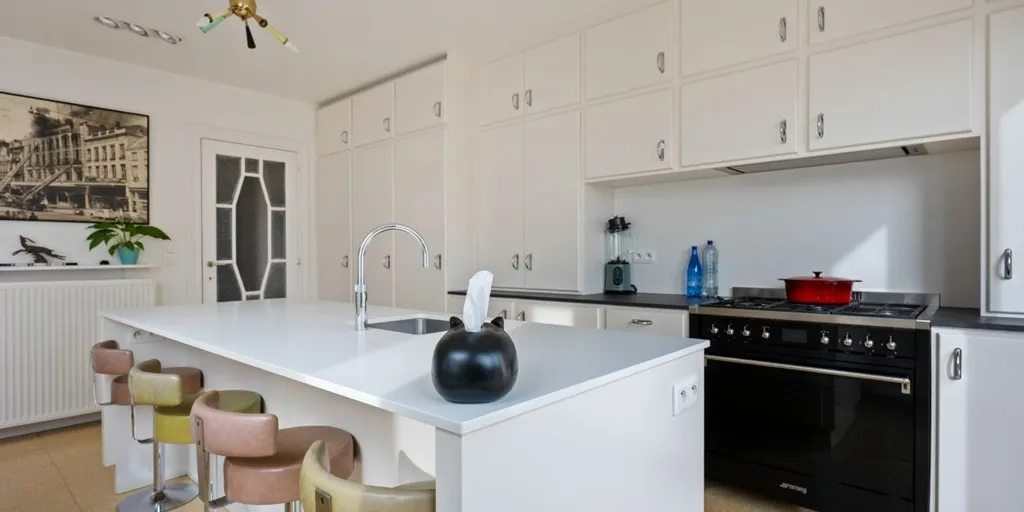Cuisine - Maison Rénovée avec Jardin à Ekeren