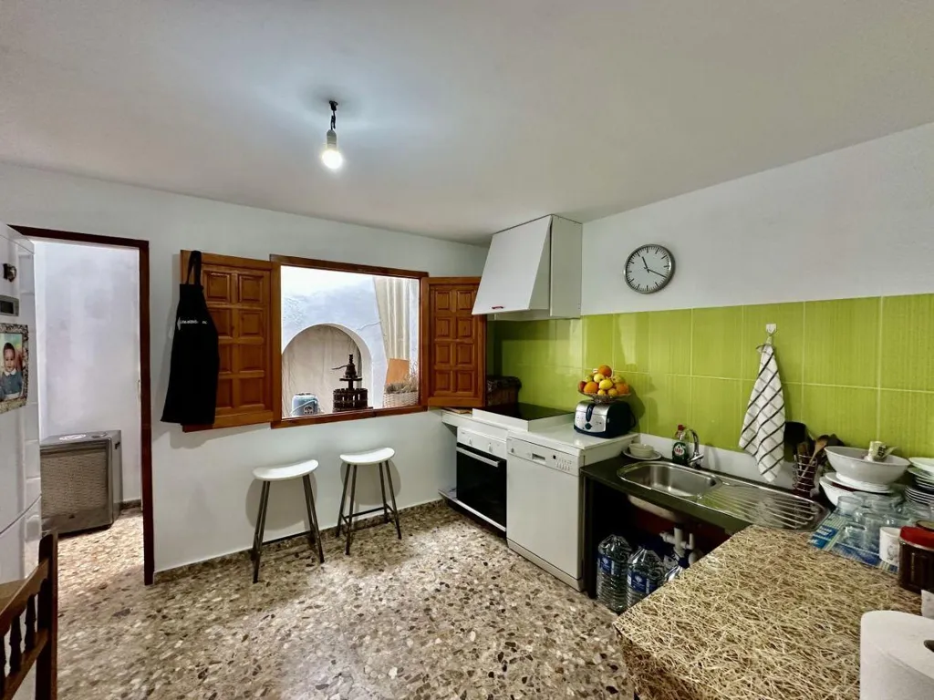 Cucina - Renovated House with Pool in Polop's Historic Centre