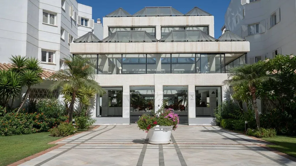 Aed - Luxury Apartment with Pool in Puerto Banús