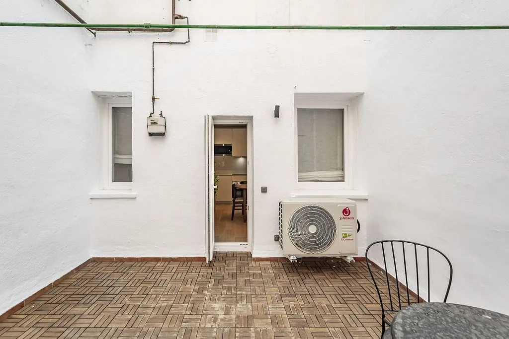 Garden - 3-Bedroom Flat with Terrace in Prosperidad