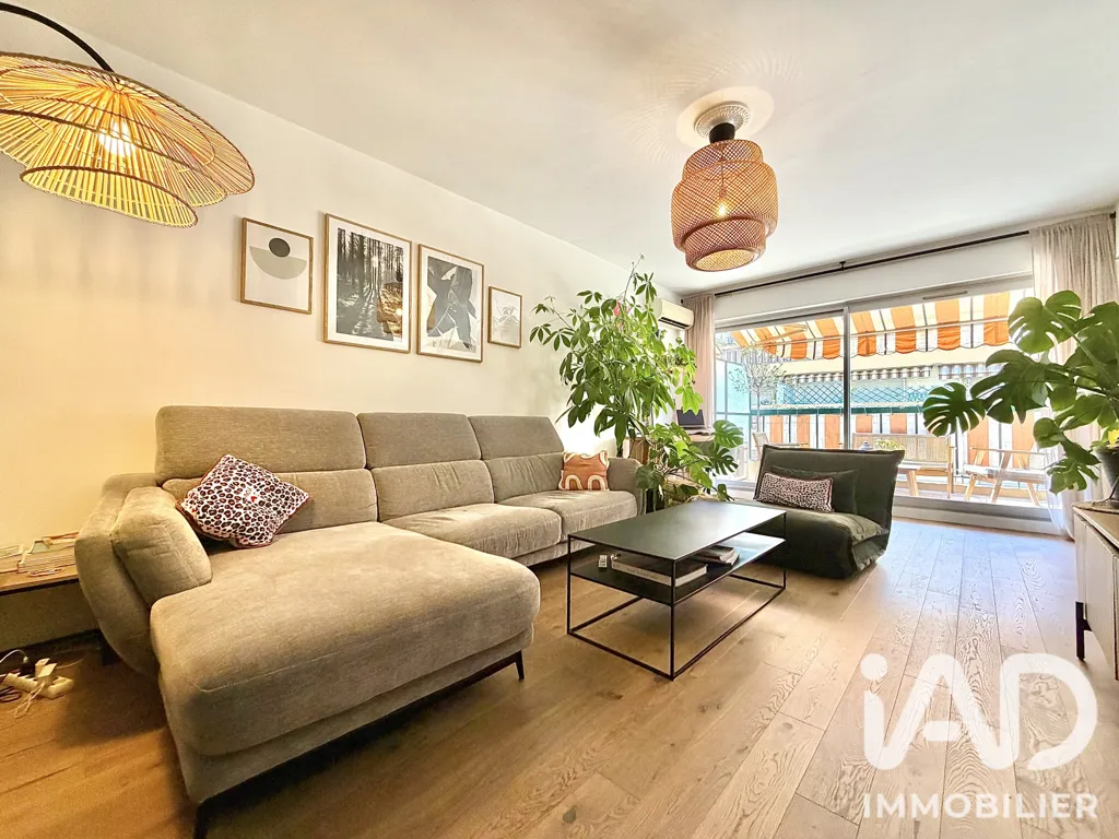 Elutuba - Apartment with Balcony in Nice