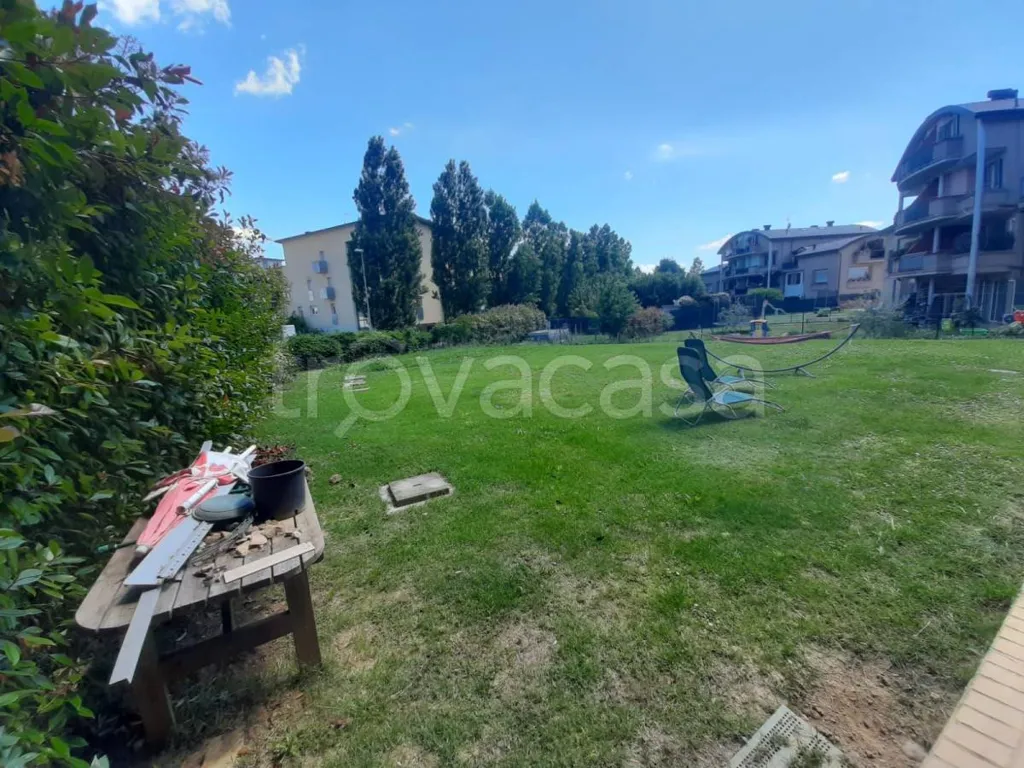 Aed - Ground Floor Apartment with Private Garden in Perugia