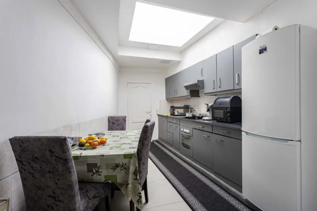 Cuisine - Maison Mitoyenne avec Terrasse à Ronse