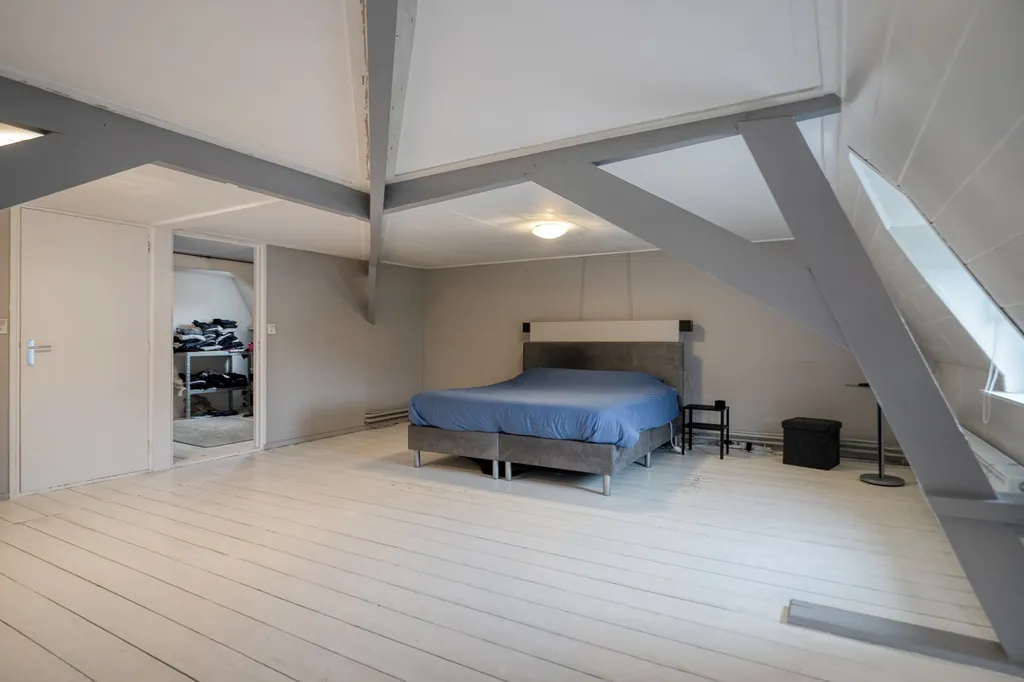 Magamistoad - Mixed-Use House with Studio on Axelsestraat, Terneuzen