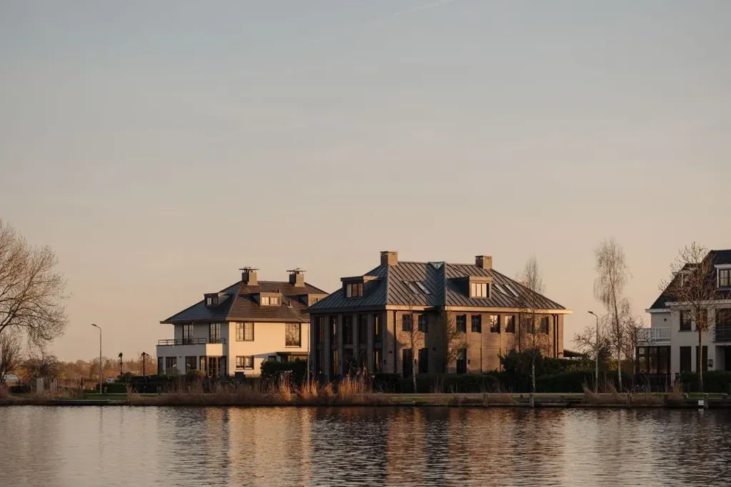 Exterior - Villa with River View on Amsteldijk Noord