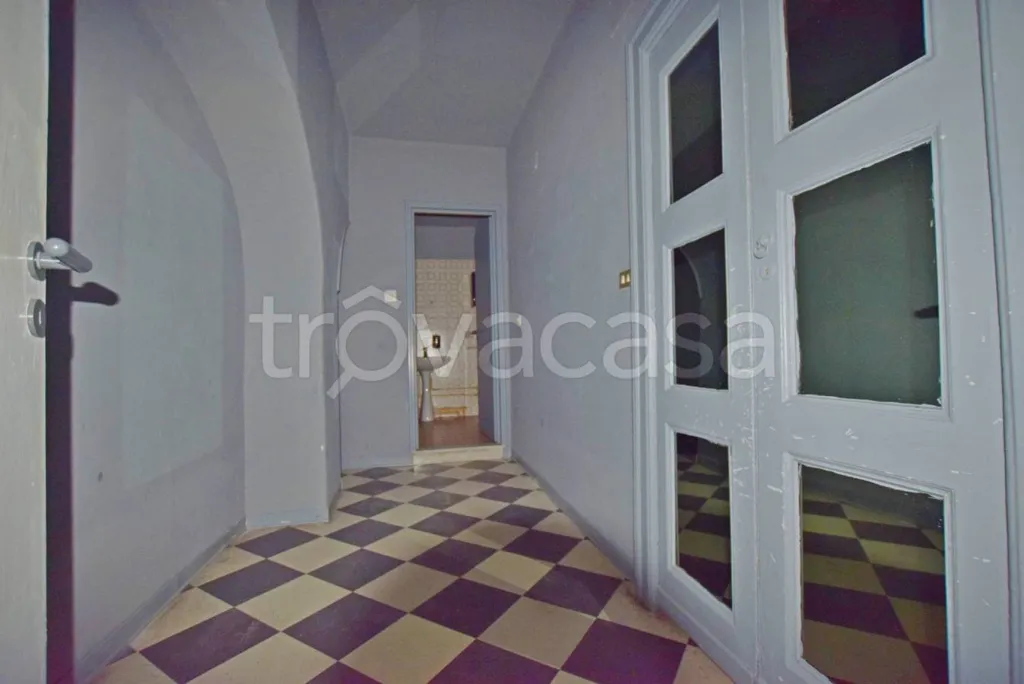 Entrée - Commercial Property with Balcony in Mondovì