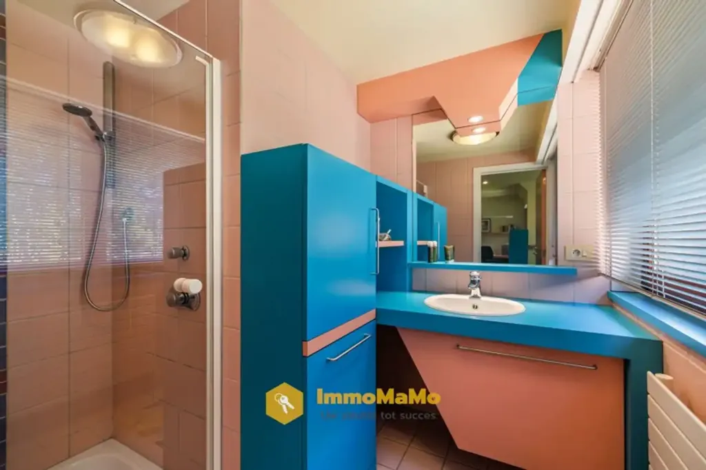 Salles de bain - Villa avec Piscine Intérieure et Écuries à Mendonk