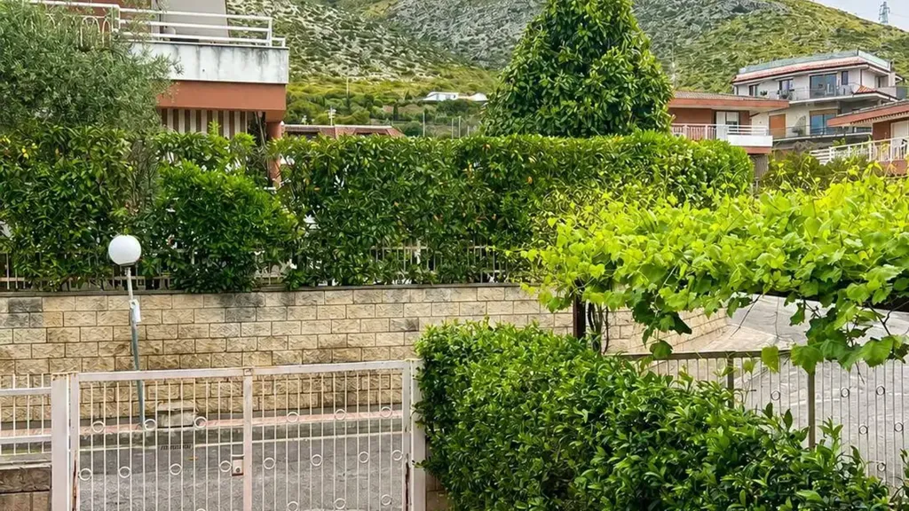 Jardin - Terraced Villa with Sea View in Formia