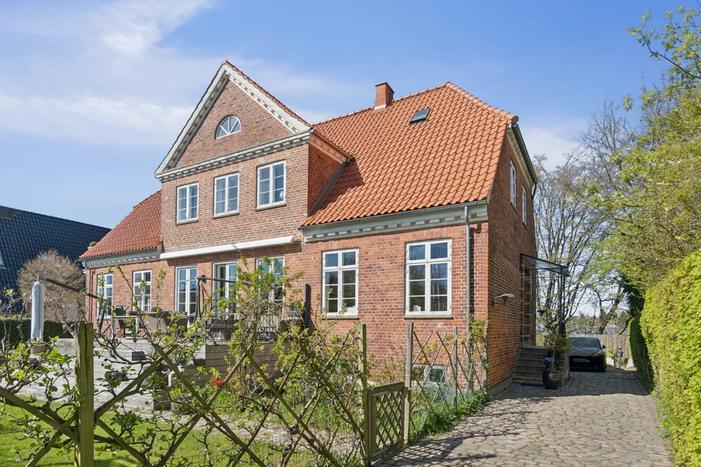 Välivaade - Mansion Villa with Loft in Hellerup