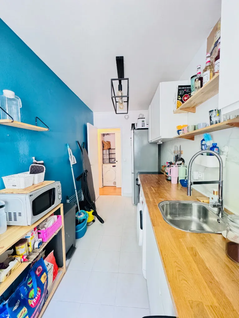Cuisine - Studio Meublé au Canal de l'Ourcq à Pantin