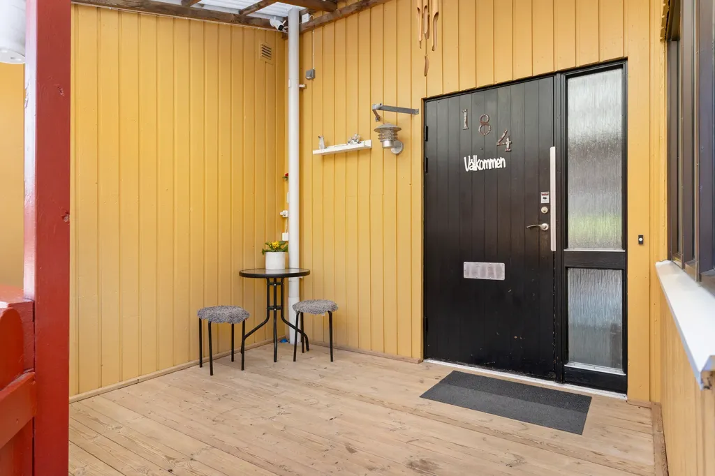 Esik - Apartment with Garden in Bigården