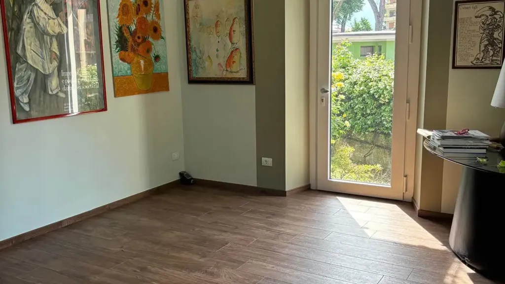 hallway_entrance
