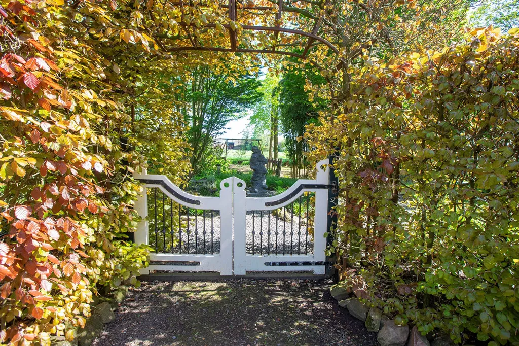 Aed - Charming Landhouse with Parkland in Linschoten