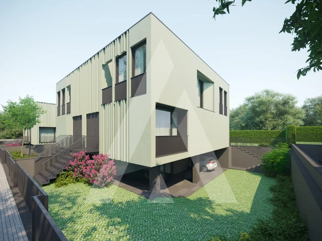 Modern T4 House with Elevator in São Roque