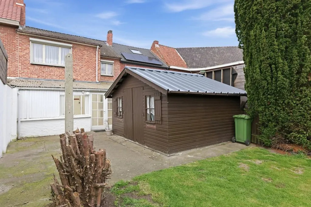 Garden - Renovatable Building with Garden in Diepenbeek