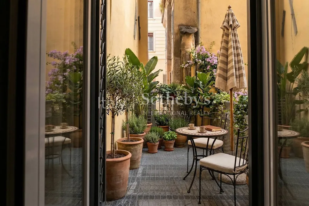 Jardin - Luxury Apartment with Piazza View in Rome
