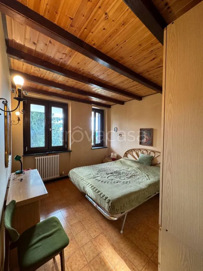 Magamistoad - Rustic Apartment with Mountain View in Roburent