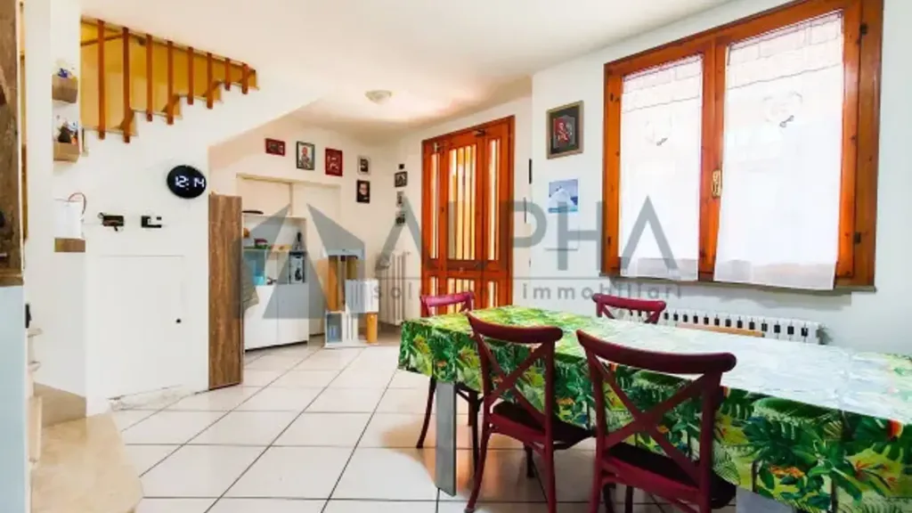 Salle à manger - Rustic Terraced House with Private Garden in Cesena