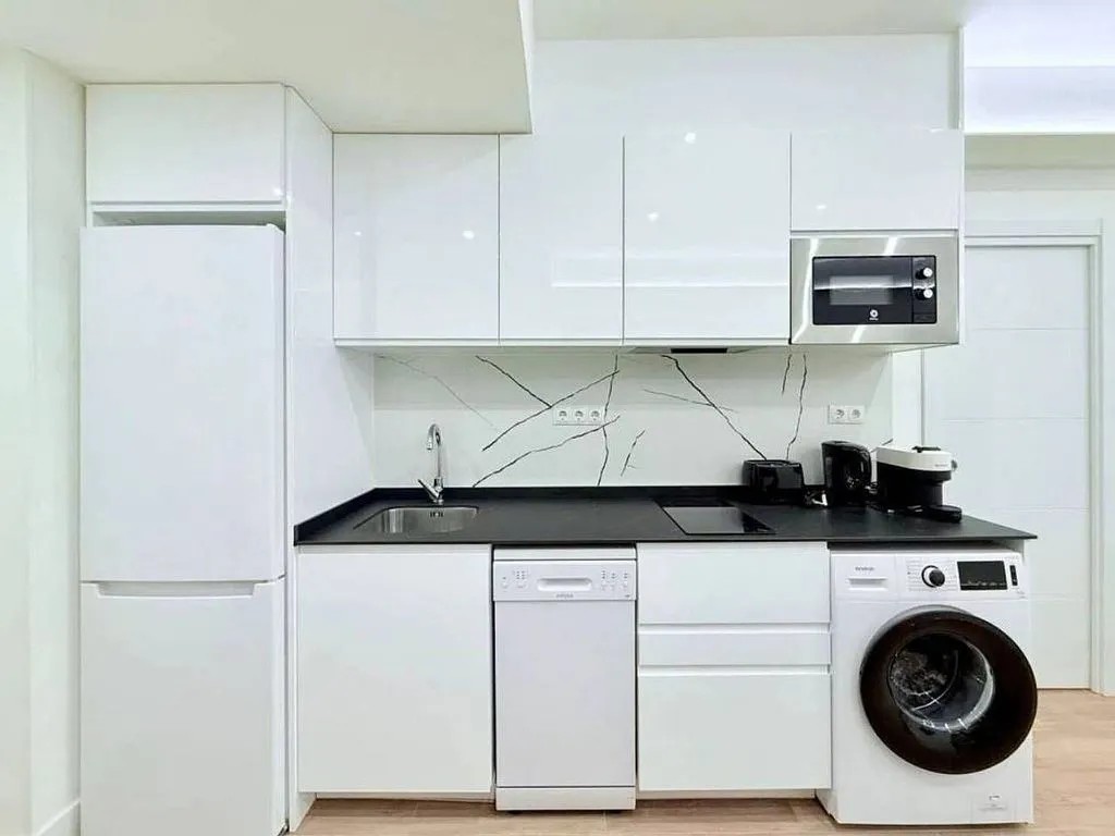 Köök - Modernised Flat with Balcony in Plaza de los Mostenses