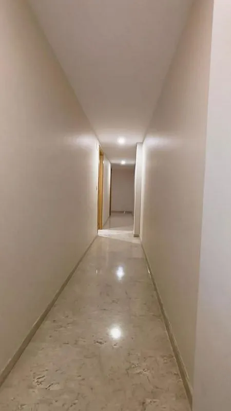 Entrée - Apartment with Balcony and Garage in Carcaixent