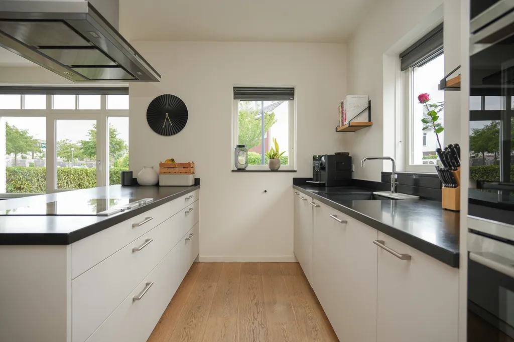 Köök - Half-Detached House with Water View in Culemborg