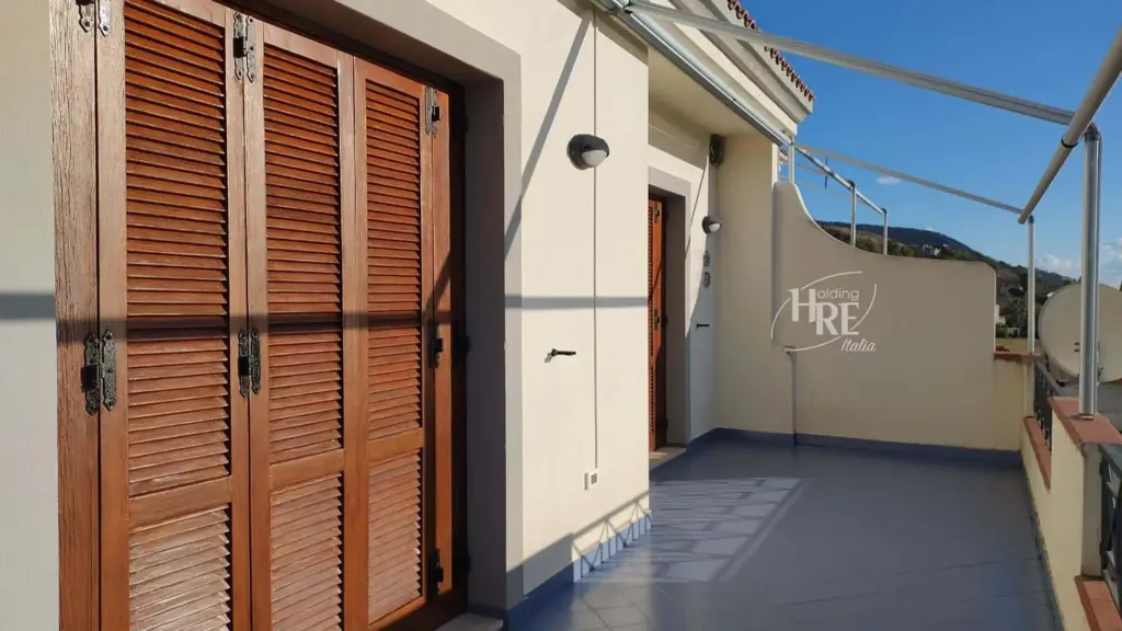 Balcon - Apartment with Panoramic Terrace in Bonifati