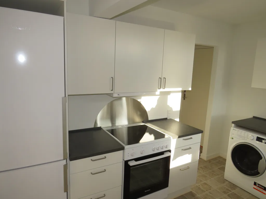 Kitchen - Three-Room Apartment with Parking in Viborg