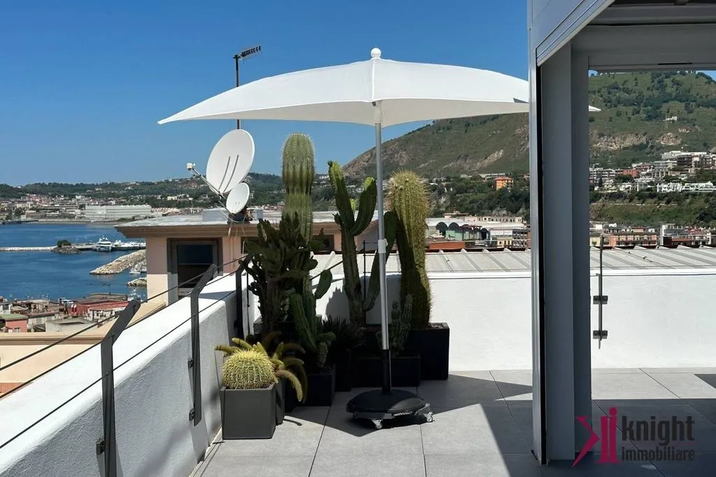 Terrasse - Luxury Apartment with Panoramic View in Pozzuoli
