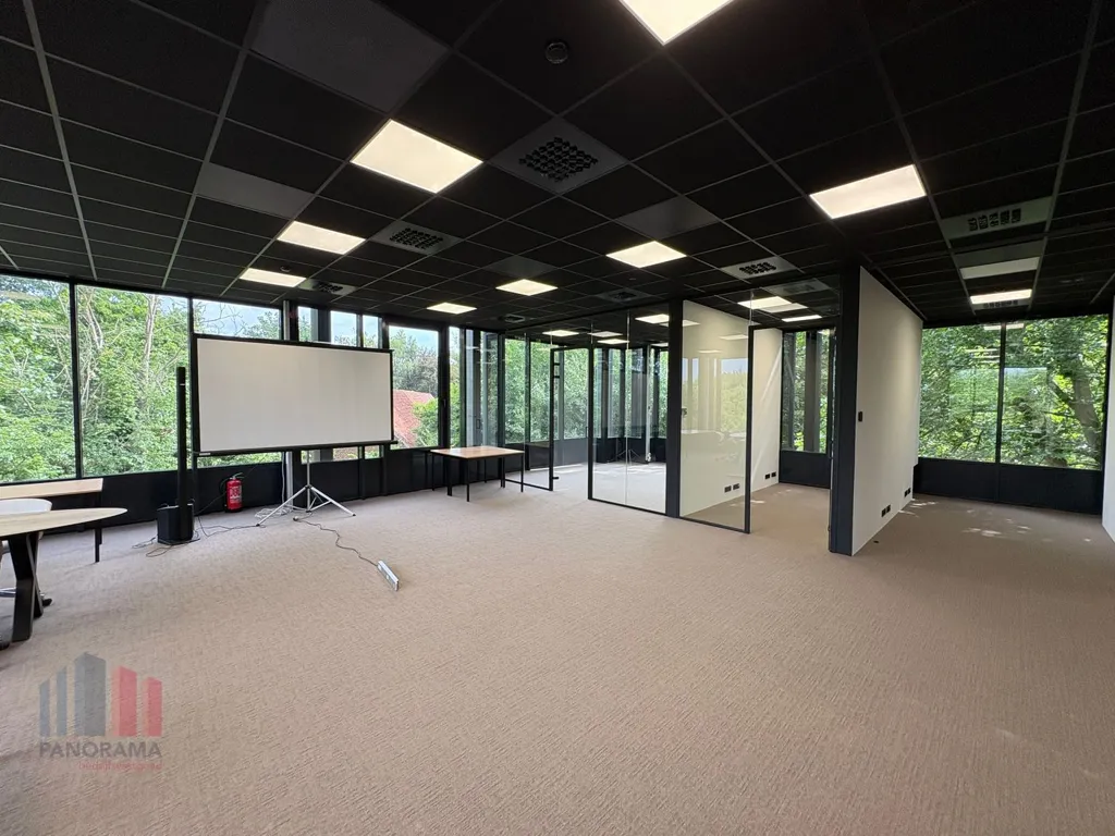Office - Strategically Located Office Space near E40 in Drongen