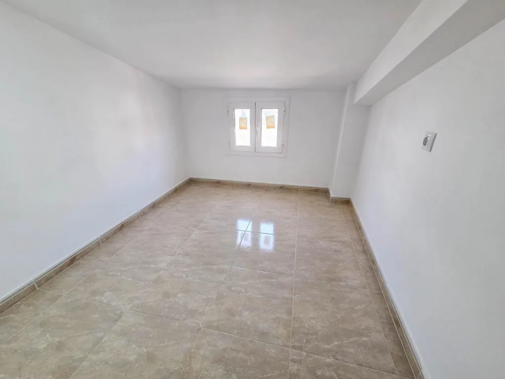 Pièces - Refurbished Terraced House with Multiple Terraces in Vilanova del Camí