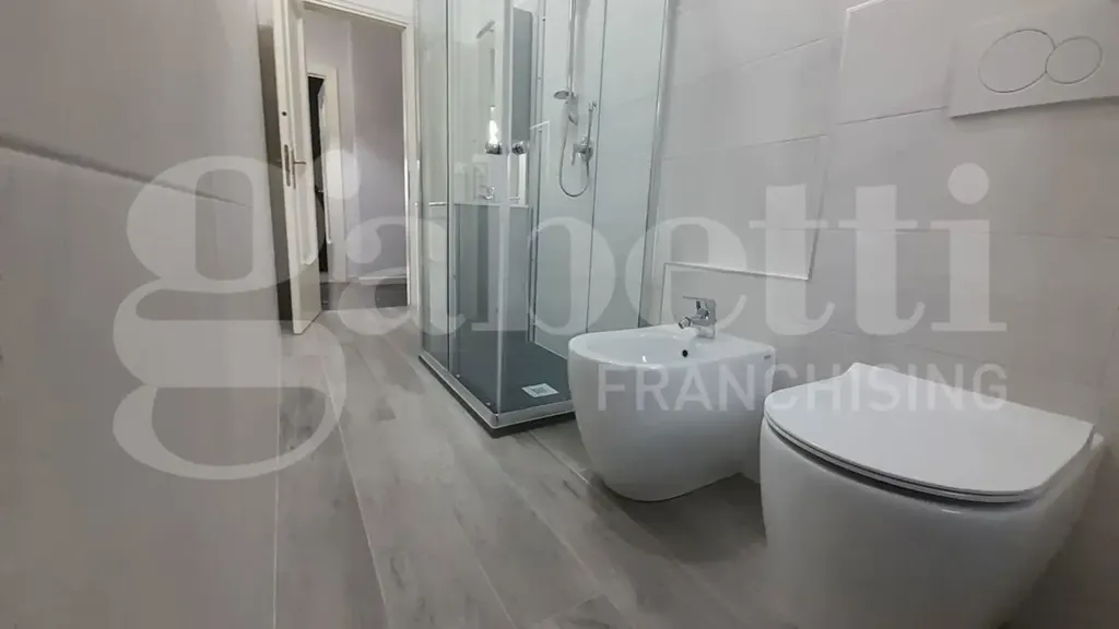 Bathrooms - Rented Flat with Balcony in Rivoli