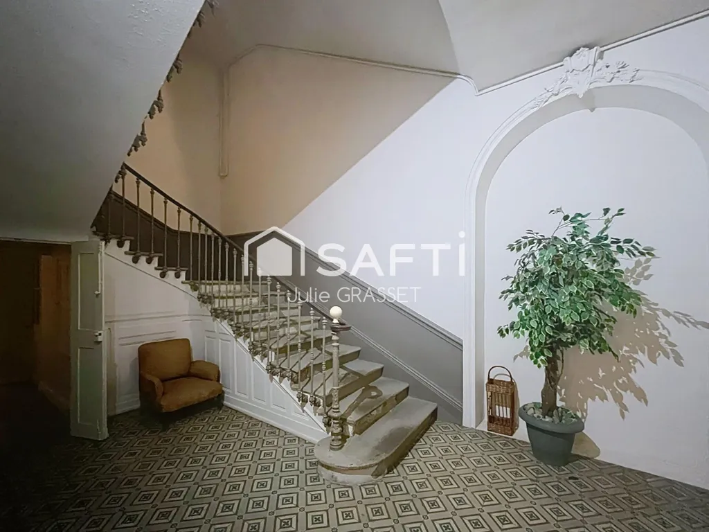 Stanze - Characterful Apartment with Rooftop View in Béziers