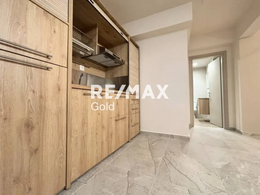 Köök - Renovated Studio with Balcony in Thessaloniki