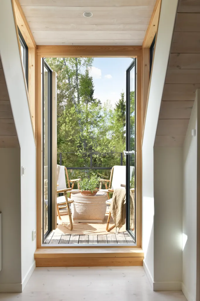 Rõdu - Charming Villa with Garden in Västerhejde