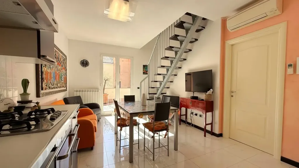 Salle à manger - Modern Apartment with Terrace in Loano