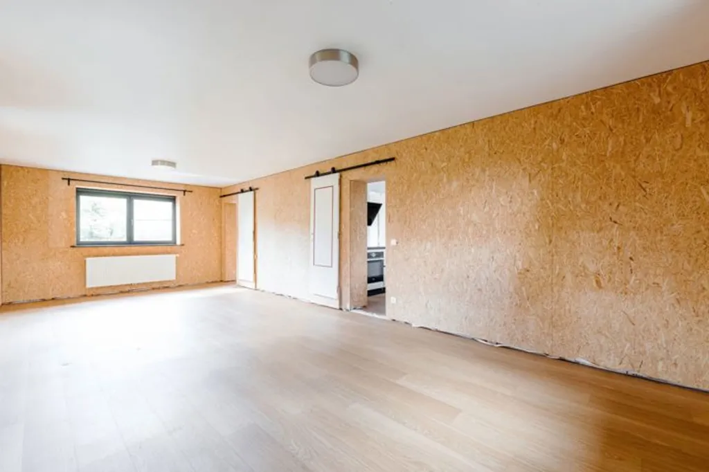 Pièces - Maison Rénovée avec Jardin à Beauregard