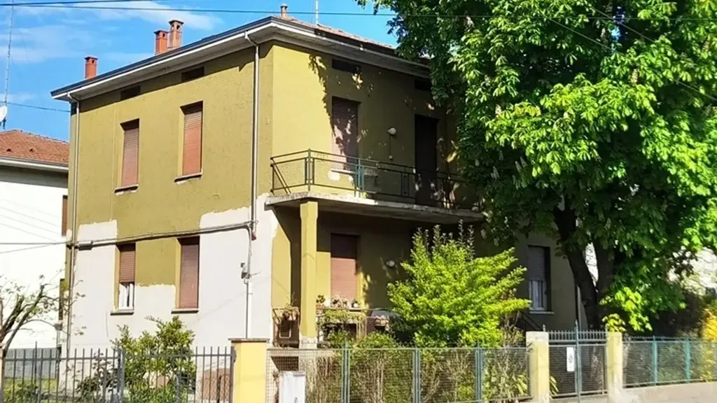 Extérieur - Trilocale with Balcony in Parma