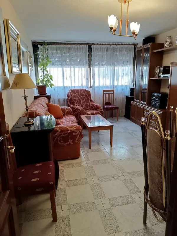 Séjour - Apartment with Lift in Moratalaz, Madrid
